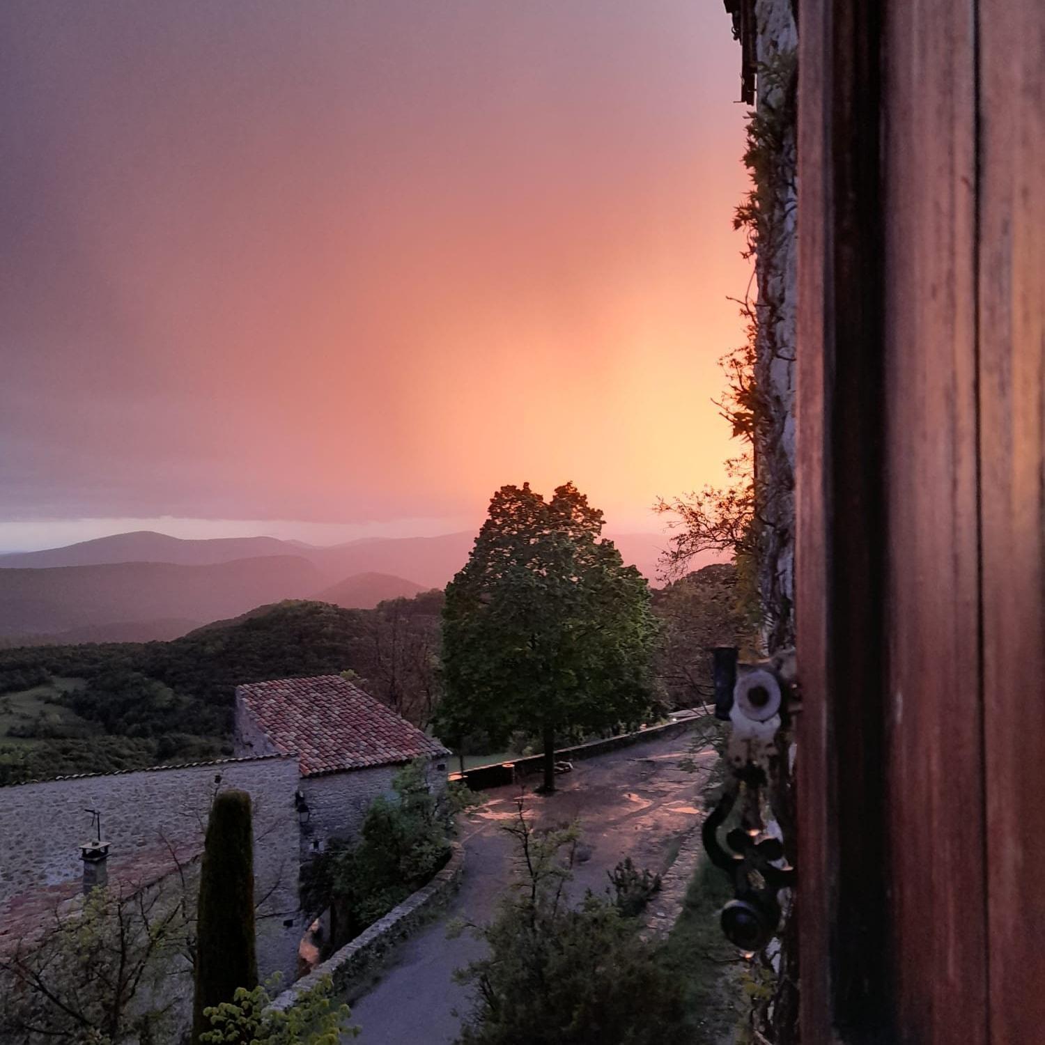 Les Roses Tremieres Bed & Breakfast Bargème Eksteriør bilde